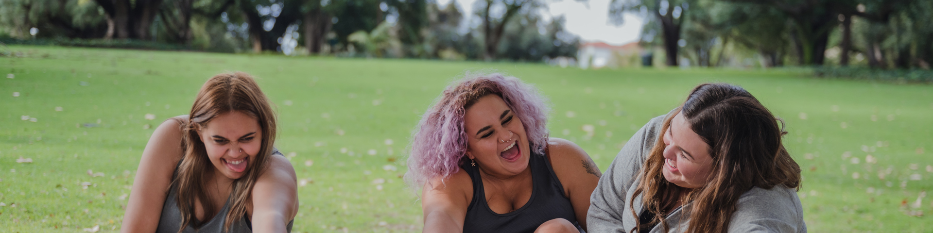 Group of woman talking about a bad credit loan application with Instant Finance in New Zealand